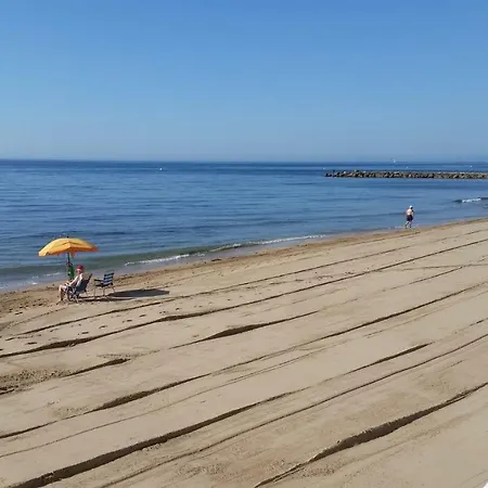 Apartamento Apartamento A 150m De La Playa En *